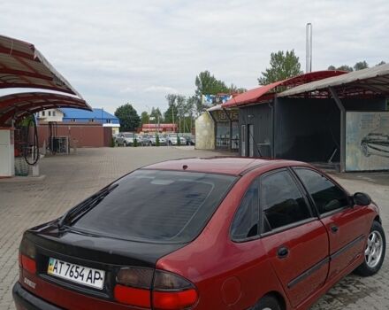 Красный Рено Лагуна, объемом двигателя 2 л и пробегом 298 тыс. км за 1500 $, фото 1 на Automoto.ua