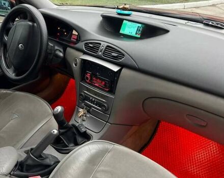 Красный Рено Лагуна, объемом двигателя 1.78 л и пробегом 230 тыс. км за 4300 $, фото 14 на Automoto.ua