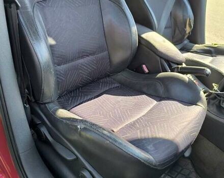 Красный Рено Лагуна, объемом двигателя 1.78 л и пробегом 280 тыс. км за 2900 $, фото 16 на Automoto.ua