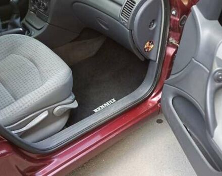 Червоний Рено Лагуна, об'ємом двигуна 1.78 л та пробігом 217 тис. км за 3500 $, фото 15 на Automoto.ua
