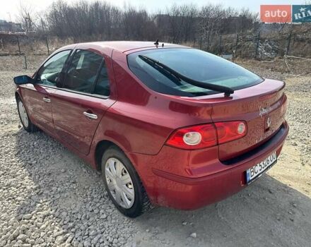 Красный Рено Лагуна, объемом двигателя 2.2 л и пробегом 220 тыс. км за 5500 $, фото 4 на Automoto.ua