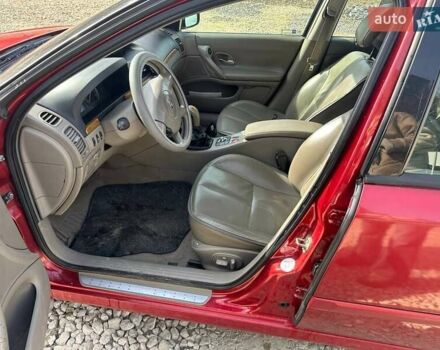 Красный Рено Лагуна, объемом двигателя 2.2 л и пробегом 220 тыс. км за 5500 $, фото 5 на Automoto.ua