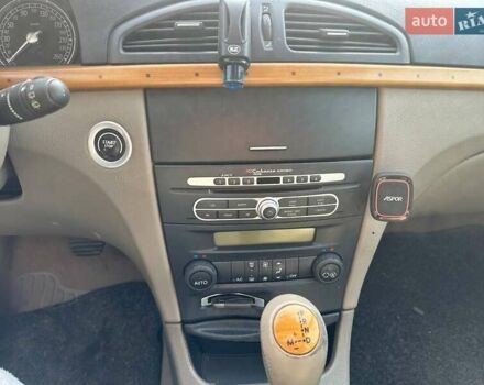 Красный Рено Лагуна, объемом двигателя 2.2 л и пробегом 220 тыс. км за 5500 $, фото 11 на Automoto.ua