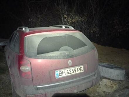 Рено Лагуна 2005 в Подольск (Котовск) на Automoto.ua Красный Рено Лагуна, объемом двигателя 2 л и пробегом 234 тыс. км за 5000 $, фото 1 на Automoto.ua