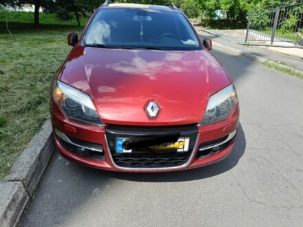 Красный Рено Лагуна, объемом двигателя 2 л и пробегом 1 тыс. км за 8500 $, фото 1 на Automoto.ua
