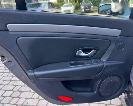 Рено Лагуна, объемом двигателя 1.5 л и пробегом 263 тыс. км за 7650 $, фото 20 на Automoto.ua