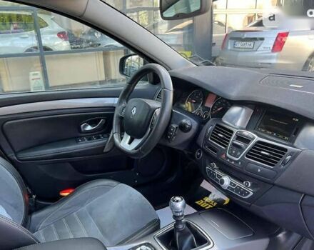 Рено Лагуна, объемом двигателя 1.5 л и пробегом 263 тыс. км за 7650 $, фото 18 на Automoto.ua