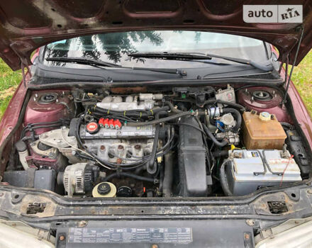 Рено Лагуна, об'ємом двигуна 2 л та пробігом 215 тис. км за 2550 $, фото 20 на Automoto.ua