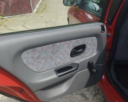 Рено Лагуна, объемом двигателя 1.79 л и пробегом 266 тыс. км за 2850 $, фото 11 на Automoto.ua