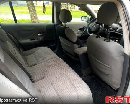 Рено Лагуна, объемом двигателя 1.9 л и пробегом 0 тыс. км за 2350 $, фото 7 на Automoto.ua