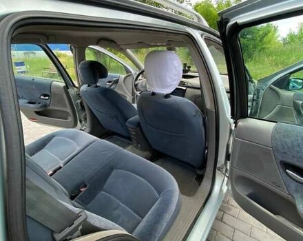 Рено Лагуна, объемом двигателя 1.6 л и пробегом 328 тыс. км за 4200 $, фото 10 на Automoto.ua
