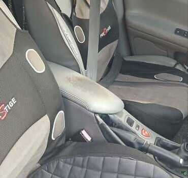 Рено Лагуна, объемом двигателя 1.87 л и пробегом 252 тыс. км за 3200 $, фото 12 на Automoto.ua