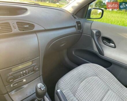Рено Лагуна, об'ємом двигуна 2.2 л та пробігом 310 тис. км за 4127 $, фото 28 на Automoto.ua