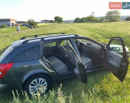 Рено Лагуна, об'ємом двигуна 2.2 л та пробігом 310 тис. км за 4127 $, фото 4 на Automoto.ua