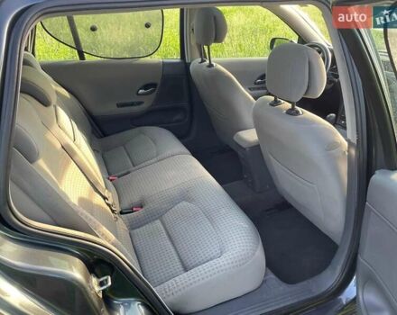 Рено Лагуна, об'ємом двигуна 2.2 л та пробігом 310 тис. км за 4127 $, фото 9 на Automoto.ua