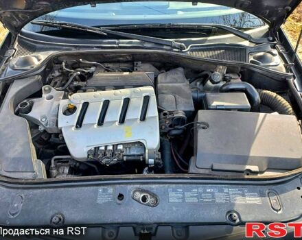 Рено Лагуна, об'ємом двигуна 2 л та пробігом 220 тис. км за 5300 $, фото 8 на Automoto.ua