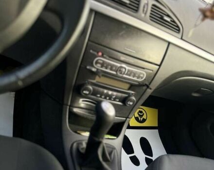 Рено Лагуна, об'ємом двигуна 1.6 л та пробігом 210 тис. км за 4650 $, фото 16 на Automoto.ua