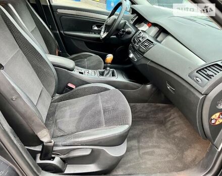 Рено Лагуна, объемом двигателя 2 л и пробегом 392 тыс. км за 5400 $, фото 10 на Automoto.ua
