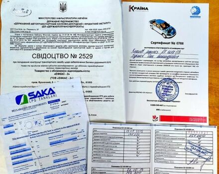 Рено Лагуна, объемом двигателя 2 л и пробегом 155 тыс. км за 8900 $, фото 11 на Automoto.ua