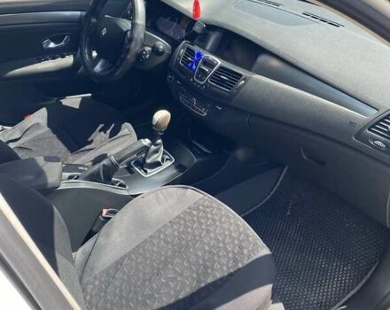 Рено Лагуна, объемом двигателя 1.46 л и пробегом 270 тыс. км за 5800 $, фото 6 на Automoto.ua