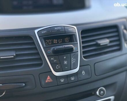 Рено Лагуна, объемом двигателя 1.5 л и пробегом 219 тыс. км за 5950 $, фото 24 на Automoto.ua