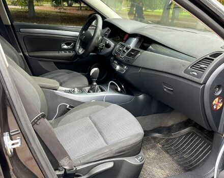 Рено Лагуна, объемом двигателя 1.5 л и пробегом 215 тыс. км за 6800 $, фото 5 на Automoto.ua