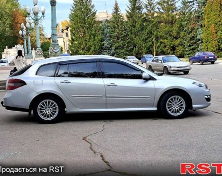 Рено Лагуна, объемом двигателя 1.5 л и пробегом 178 тыс. км за 7500 $, фото 2 на Automoto.ua