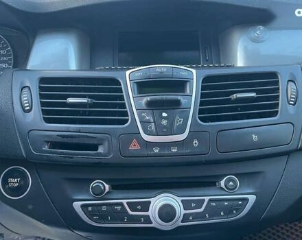 Рено Лагуна, объемом двигателя 1.5 л и пробегом 238 тыс. км за 7800 $, фото 11 на Automoto.ua