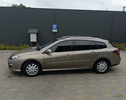 Рено Лагуна, объемом двигателя 1.46 л и пробегом 212 тыс. км за 8200 $, фото 1 на Automoto.ua