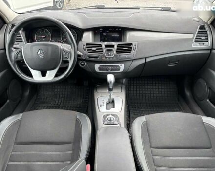 Рено Лагуна, объемом двигателя 1.5 л и пробегом 234 тыс. км за 7999 $, фото 15 на Automoto.ua