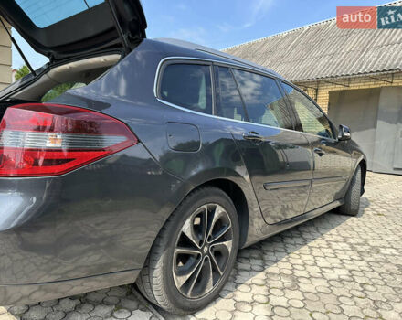 Рено Лагуна, объемом двигателя 1.9 л и пробегом 294 тыс. км за 7850 $, фото 3 на Automoto.ua