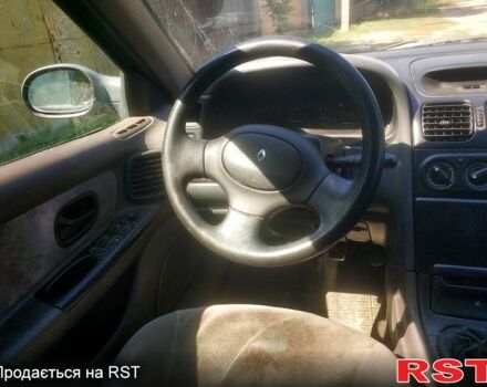 Рено Лагуна, объемом двигателя 20 л и пробегом 250 тыс. км за 1700 $, фото 3 на Automoto.ua