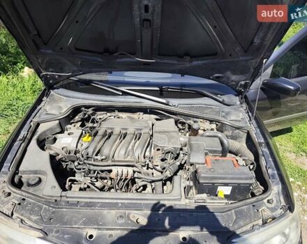 Рено Лагуна, объемом двигателя 1.8 л и пробегом 388 тыс. км за 3500 $, фото 2 на Automoto.ua