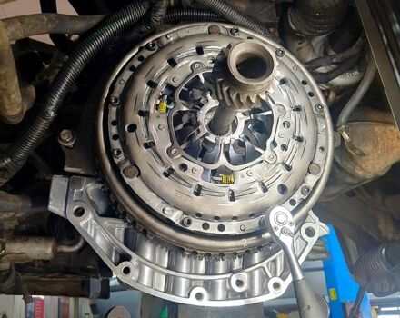 Рено Лагуна, объемом двигателя 1.9 л и пробегом 314 тыс. км за 1410 $, фото 4 на Automoto.ua