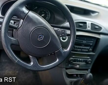 Рено Лагуна, объемом двигателя 18 л и пробегом 310 тыс. км за 1250 $, фото 4 на Automoto.ua