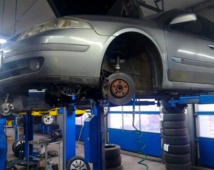 Рено Лагуна, объемом двигателя 1.9 л и пробегом 314 тыс. км за 1410 $, фото 7 на Automoto.ua