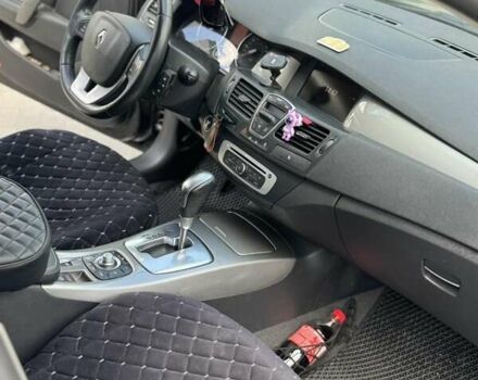 Рено Лагуна, объемом двигателя 2 л и пробегом 200 тыс. км за 9200 $, фото 3 на Automoto.ua