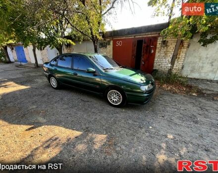 Рено Лагуна, объемом двигателя 2 л и пробегом 310 тыс. км за 2600 $, фото 1 на Automoto.ua