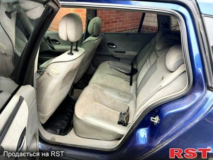 Рено Лагуна, объемом двигателя 2 л и пробегом 180 тыс. км за 1850 $, фото 1 на Automoto.ua