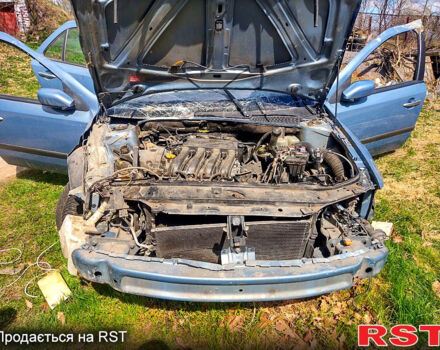 Рено Лагуна, объемом двигателя 1.8 л и пробегом 290 тыс. км за 1000 $, фото 1 на Automoto.ua