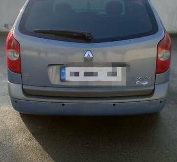 Рено Лагуна 2005 в Харькове на Automoto.ua Рено Лагуна, объемом двигателя 2 л и пробегом 350 тыс. км за 4500 $, фото 1 на Automoto.ua