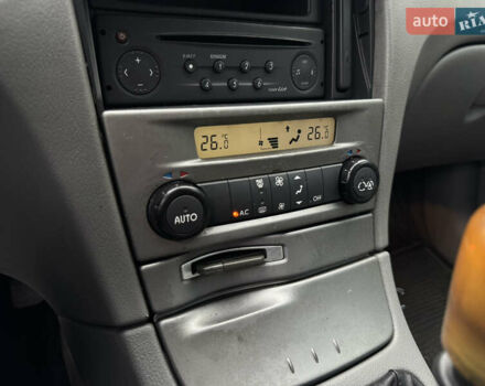 Жовтий Рено Лагуна, об'ємом двигуна 2.19 л та пробігом 330 тис. км за 3800 $, фото 20 на Automoto.ua