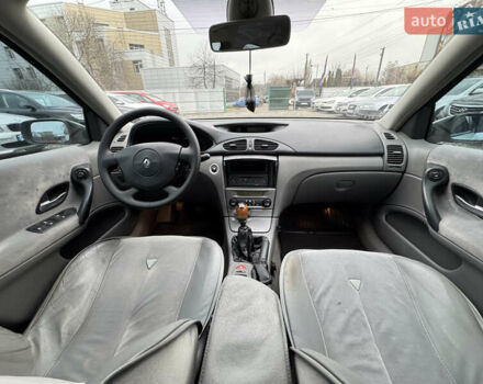 Жовтий Рено Лагуна, об'ємом двигуна 2.19 л та пробігом 330 тис. км за 3800 $, фото 15 на Automoto.ua