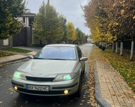 Желтый Рено Лагуна, объемом двигателя 1.8 л и пробегом 205 тыс. км за 1111 $, фото 1 на Automoto.ua