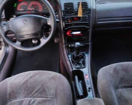 Сірий Рено Лагуна, об'ємом двигуна 2 л та пробігом 350 тис. км за 2000 $, фото 14 на Automoto.ua