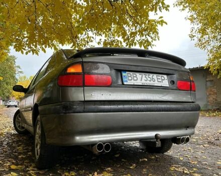 Серый Рено Лагуна, объемом двигателя 1.8 л и пробегом 377 тыс. км за 3000 $, фото 2 на Automoto.ua