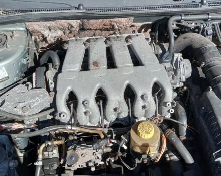 Серый Рено Лагуна, объемом двигателя 2.2 л и пробегом 350 тыс. км за 500 $, фото 4 на Automoto.ua