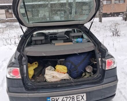 Серый Рено Лагуна, объемом двигателя 1.8 л и пробегом 319 тыс. км за 3000 $, фото 5 на Automoto.ua