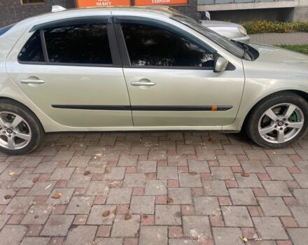 Сірий Рено Лагуна, об'ємом двигуна 1.8 л та пробігом 400 тис. км за 3466 $, фото 7 на Automoto.ua