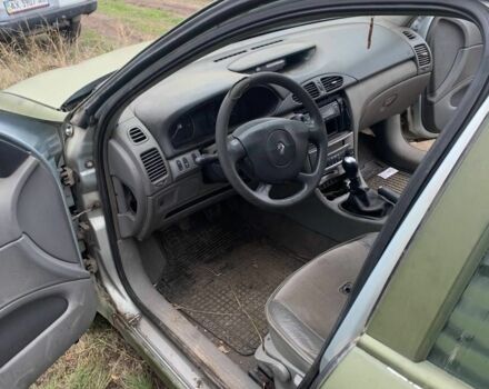 Серый Рено Лагуна, объемом двигателя 0 л и пробегом 300 тыс. км за 476 $, фото 3 на Automoto.ua